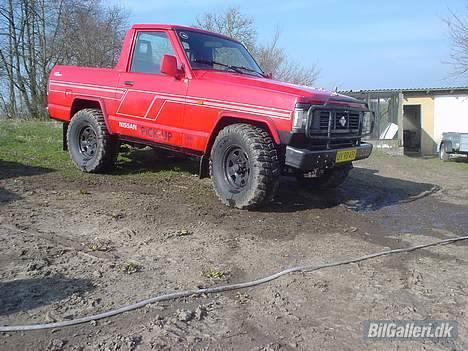 Nissan Patrol  13x15" solgt billede 13