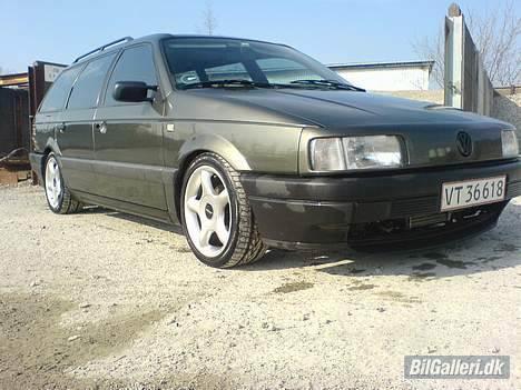 VW passat smadret - Dejlig nyvasket billede 1