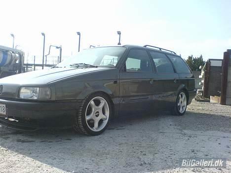 VW passat smadret - Rigtig flot ny malet billede 8