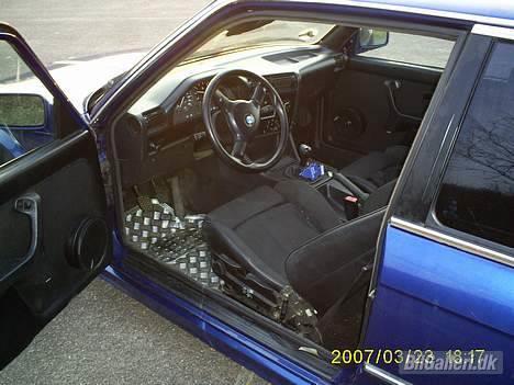 BMW 320 i e30   SOLGT billede 6