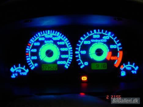 VW Polo - *SOLGT - Her med Blåt lys i billede 10