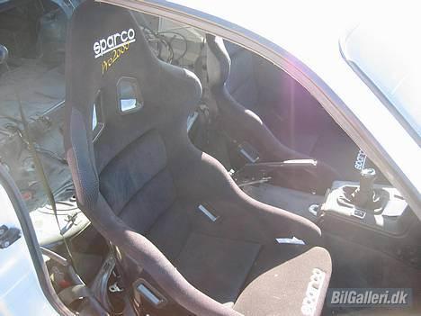 BMW 325i Coupe Turbo Solgt - 2 Sparco sæder og ikke mere, det vejer jo. billede 10