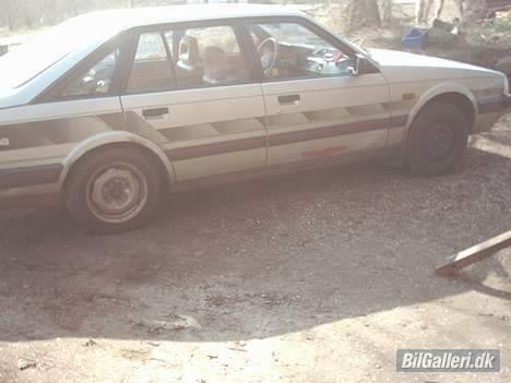 Mazda 626 lx (skrottet) billede 2