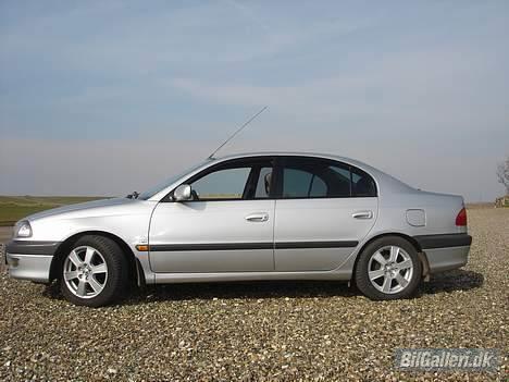 Toyota Avensis 2.0 sol. SOLGT billede 13