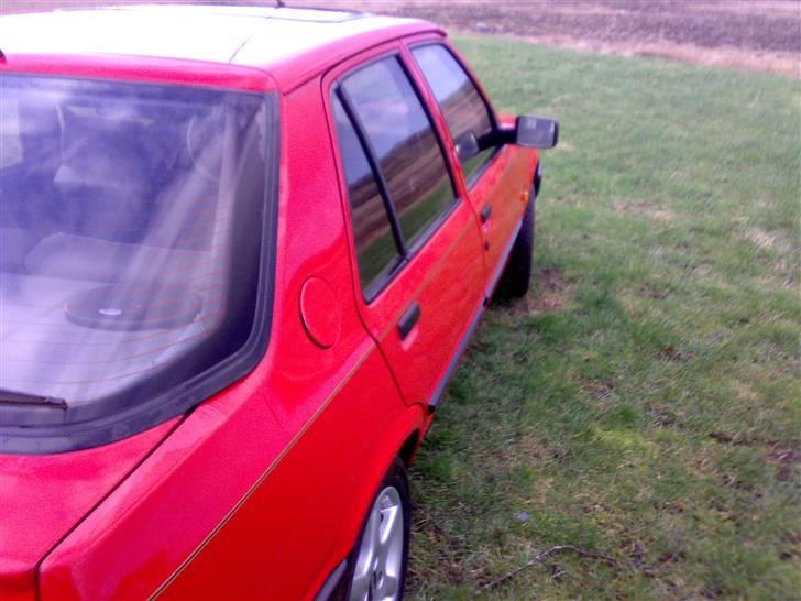 Peugeot 309 1.6 GRi Solgt billede 12