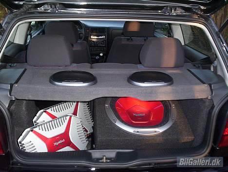 VW Polo 6n (SOLGT) - Anlæg færdigt 24marts 07 billede 5