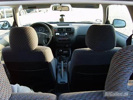 Honda Civic *SOLGT* - Indvendigt billede af bilen!!! billede 11