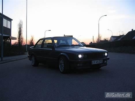 BMW E30 320i (Solgt) billede 6