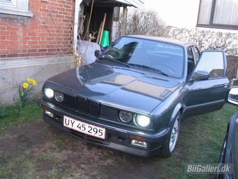 BMW E30 320i (Solgt) billede 7