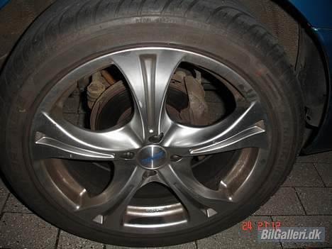 Mazda 323 BG DØD billede 2