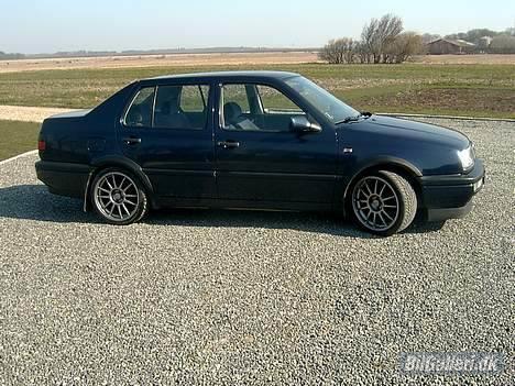 VW vento 2,0 GL solgt billede 19