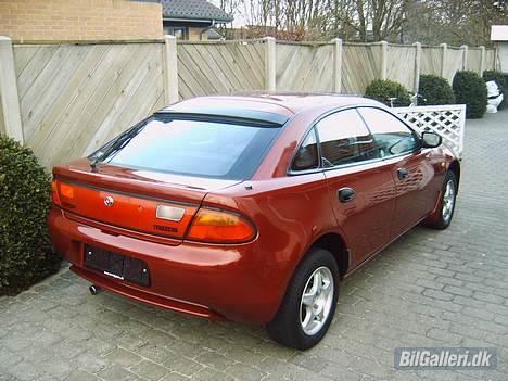 Mazda 323F BA SOLGT! billede 11
