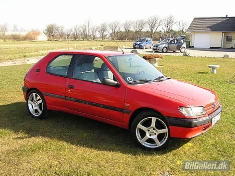 Peugeot 306  *SOLGT* - Dejlig nyvasket billede 1