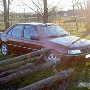 Peugeot 405