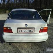 BMW 320i   SOLGT