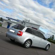 Audi A4 1.8 Turbo ( SOLGT )