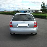 Audi A4 1.8 Turbo  ( SOLGT )