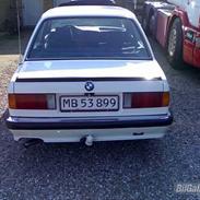 BMW 320i  e30 *solgt*