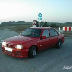 Opel Ascona C GT 2,0i