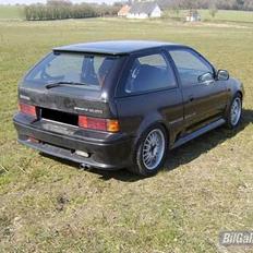 Suzuki Swift 1.3 GTi 