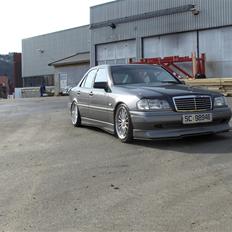 Mercedes Benz c180 NYE BILDER