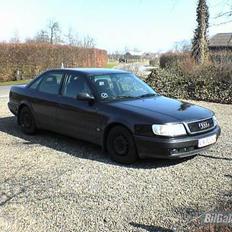 Audi 100 2,6 v6