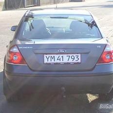 Ford Mondeo....