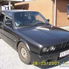 BMW 325i