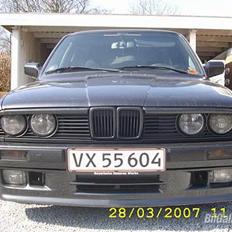 BMW 325i