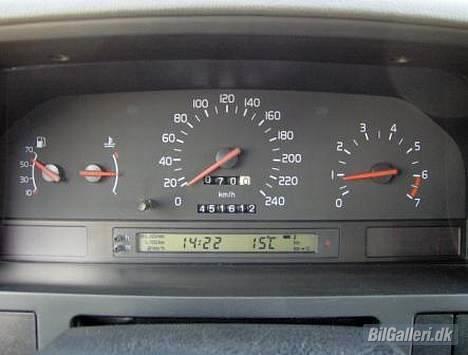 Volvo 850 SE "Solgt" - Mange kilometer men "still going strong"...... billede 11