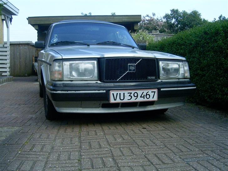Volvo 240 turbo,,totalskadet,,, billede 1