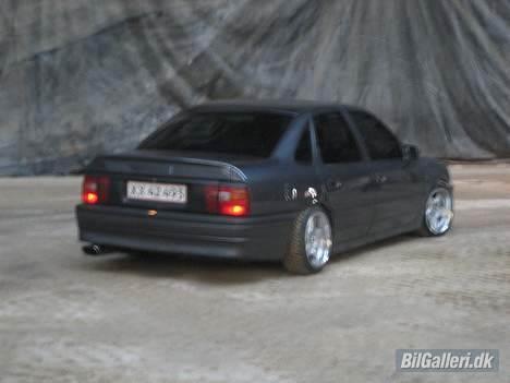 Opel Vectra 2000 turbo (2,1) billede 1