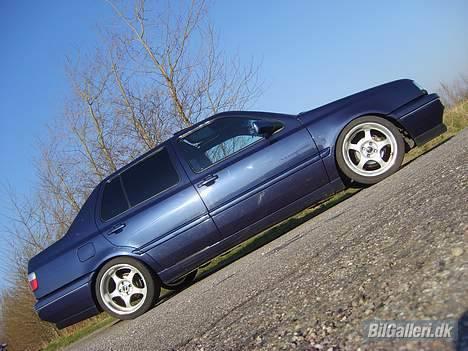 VW Vento SOLGT billede 5