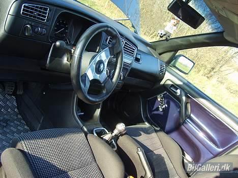 VW Vento SOLGT billede 9