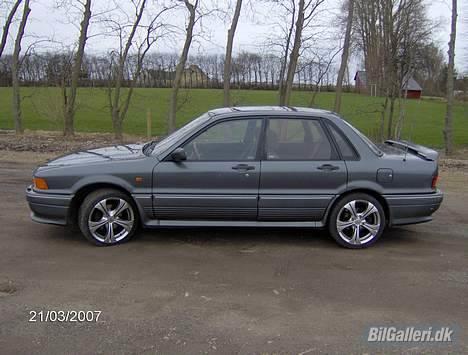 Mitsubishi Galant 4x4 "solgt" billede 4
