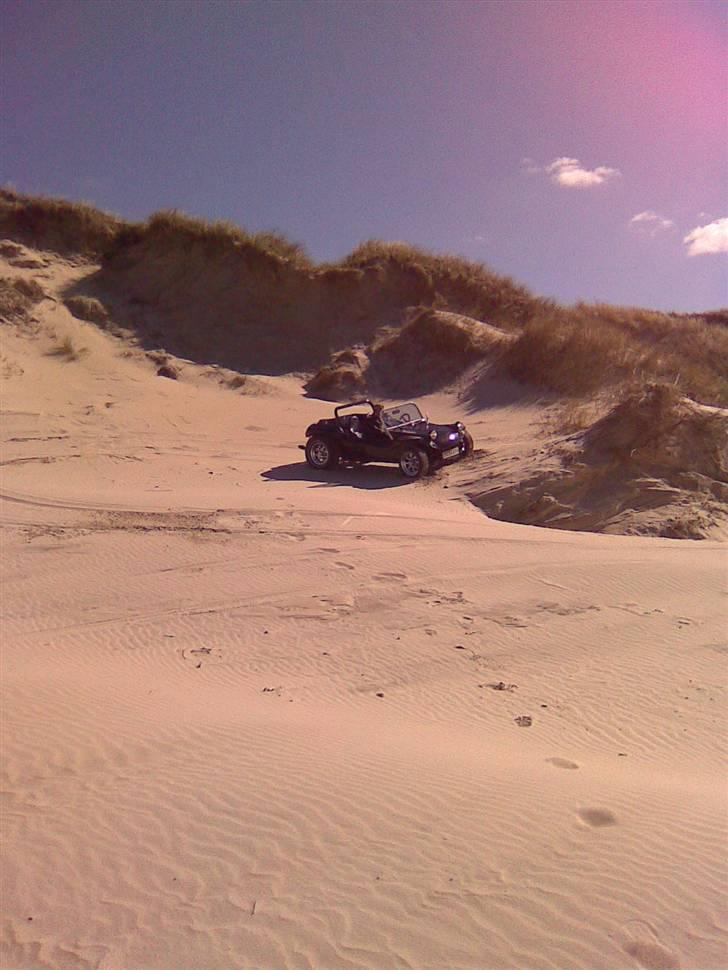 VW Beach Buggy - Det ser nok smart ud, men det var egentlig fordi vi løb tør for benno.. billede 1