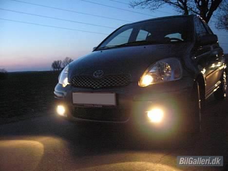Toyota Yaris "Blue" - Night vision 2 billede 2