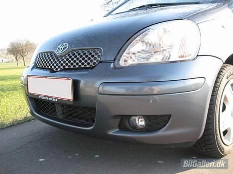 Toyota Yaris "Blue" - Tågelygter billede 3