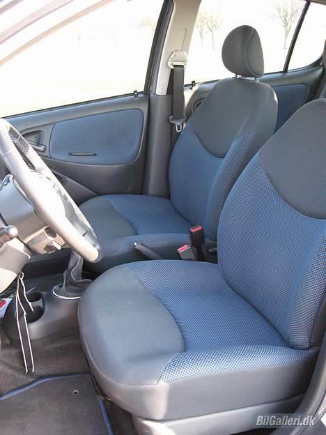 Toyota Yaris "Blue" - Yaris "blue" indtræk billede 9