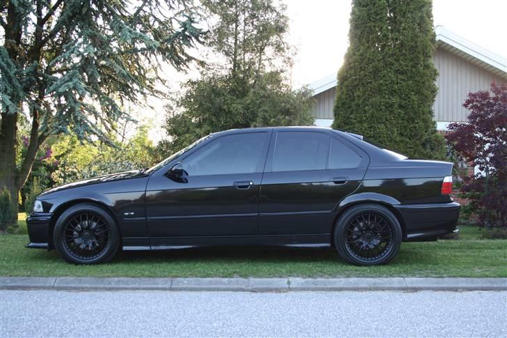 BMW E36 325i STJÅLET :( billede 2