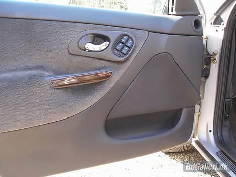 Ford Mondeo v6 GHIA billede 7