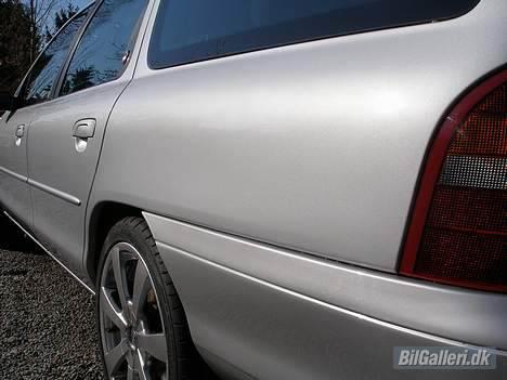 Ford Mondeo v6 GHIA billede 12