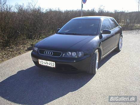 Audi A3 1.8 turbo *black widow billede 1