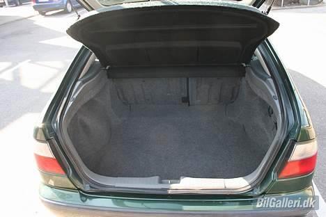 Nissan Primera 2.0i SLX billede 10