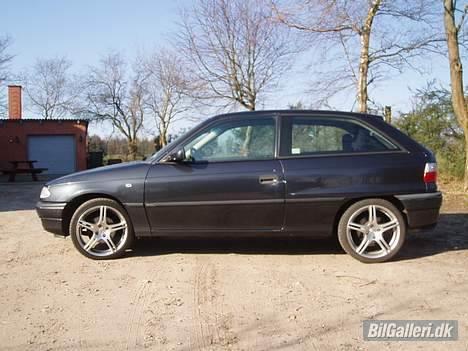 Opel Astra F 2.0 GSI 16v SOLGT billede 6