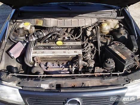 Opel Astra F 2.0 GSI 16v SOLGT billede 11