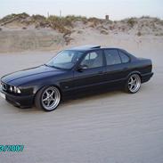 BMW 540i 4.0 V8 32v