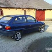 Opel Astra 1,6i * SOLGT! *