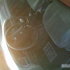 Ford Mondeo 1,8i CLX *SOLGT*