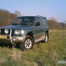 Mitsubishi Pajero Van 3000 V6 24V